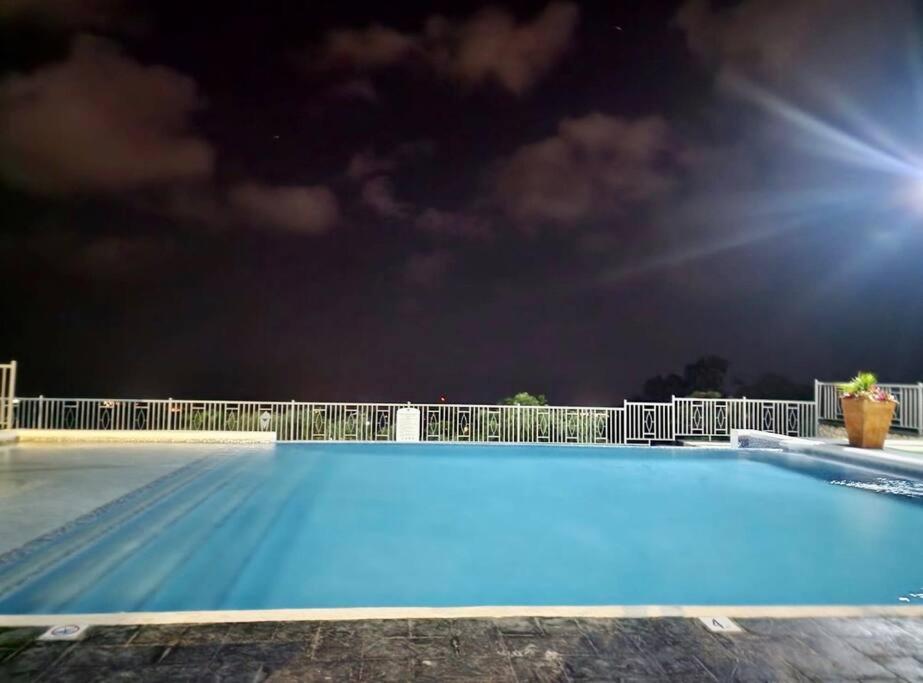 Villa La Rosa With Spectacular View Of โอโชรีโอส ภายนอก รูปภาพ
